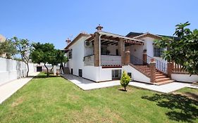 Tess Villa Retamar